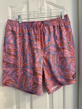 Vineyard Vines Chappy Trunk Pale Pink